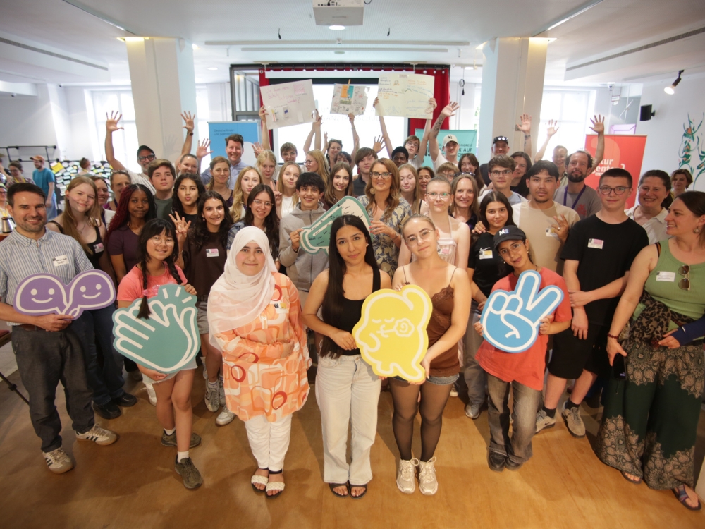 Gruppenbild mit Schüler:innen beim 2. Schüler:innenkongress im Juni 2026